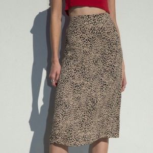 Brandy Melville cheetah print skirt